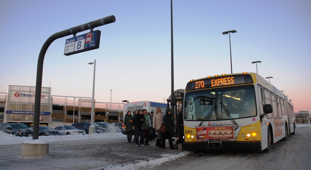 How to get to Maplewood, Minnesota by Bus?